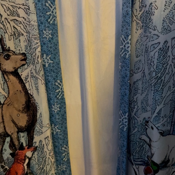 Black Milk Winter Queen Robe size L - Picture 2 of 3